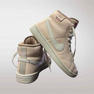 Nike Court Royale 2 Mid Women's 6